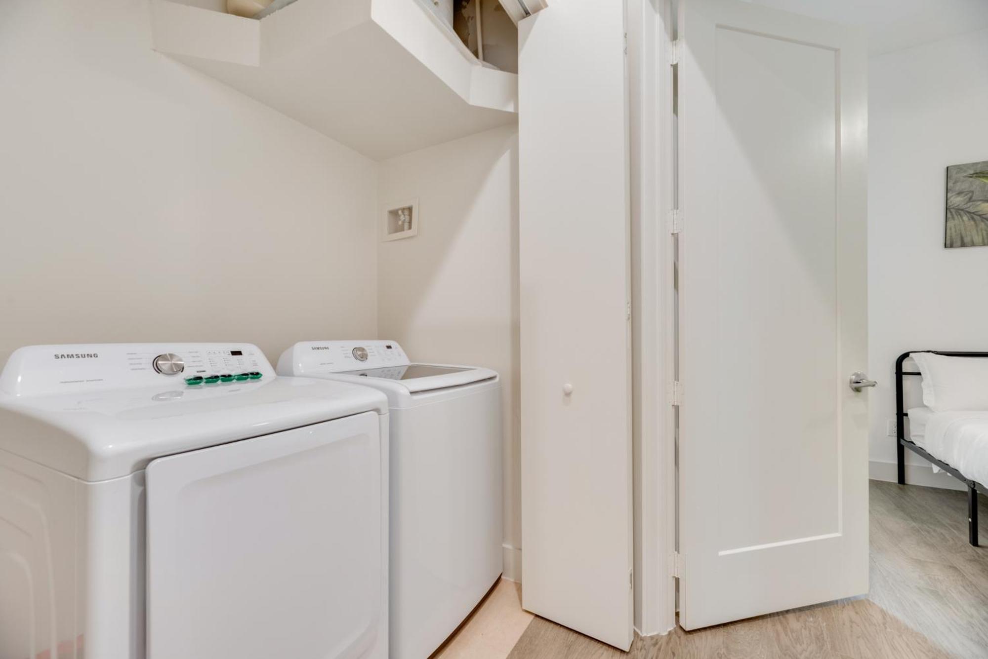Snappy Loft Style 2Br I Gym I Parking I Workspace Dallas Zewnętrze zdjęcie