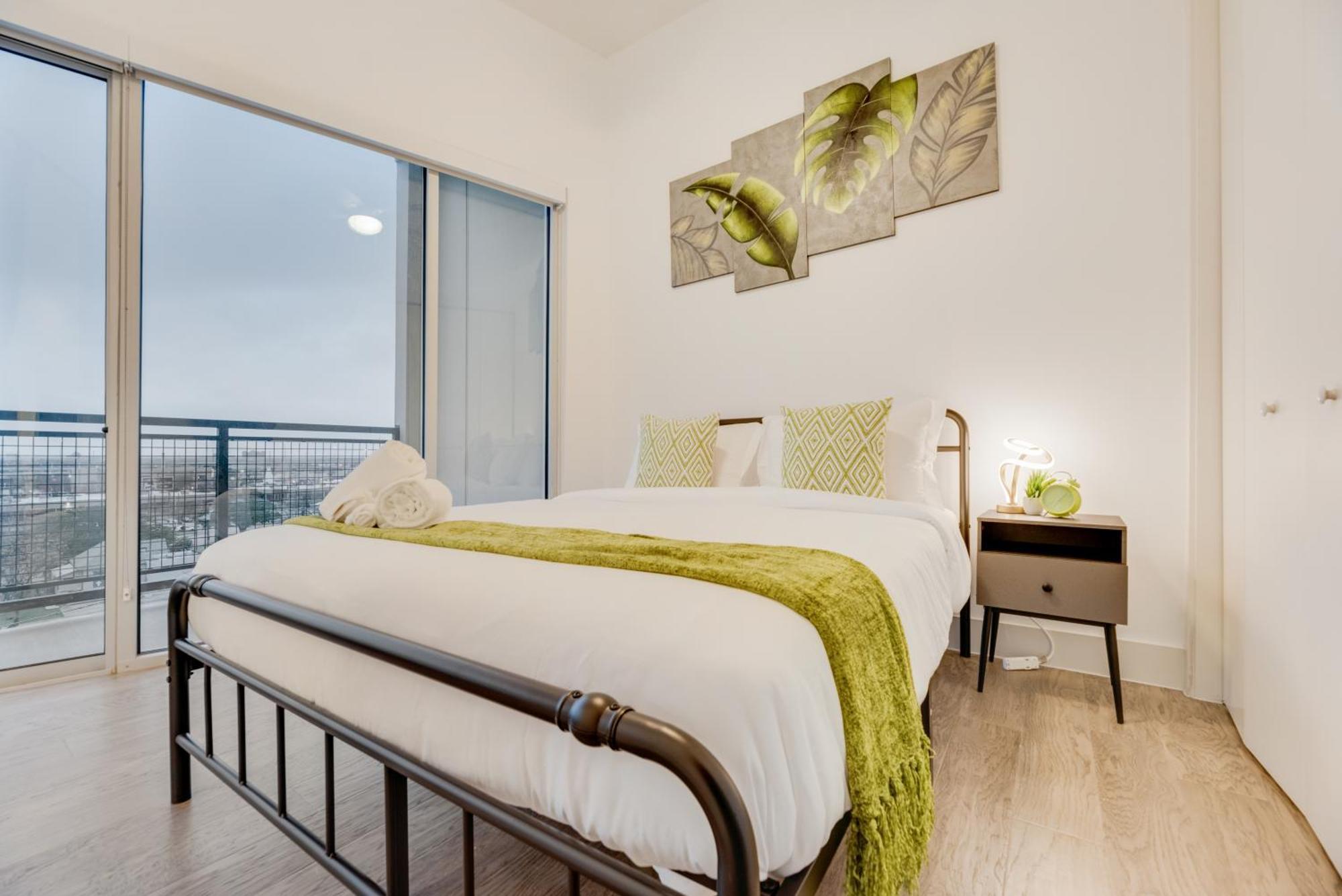 Snappy Loft Style 2Br I Gym I Parking I Workspace Dallas Zewnętrze zdjęcie